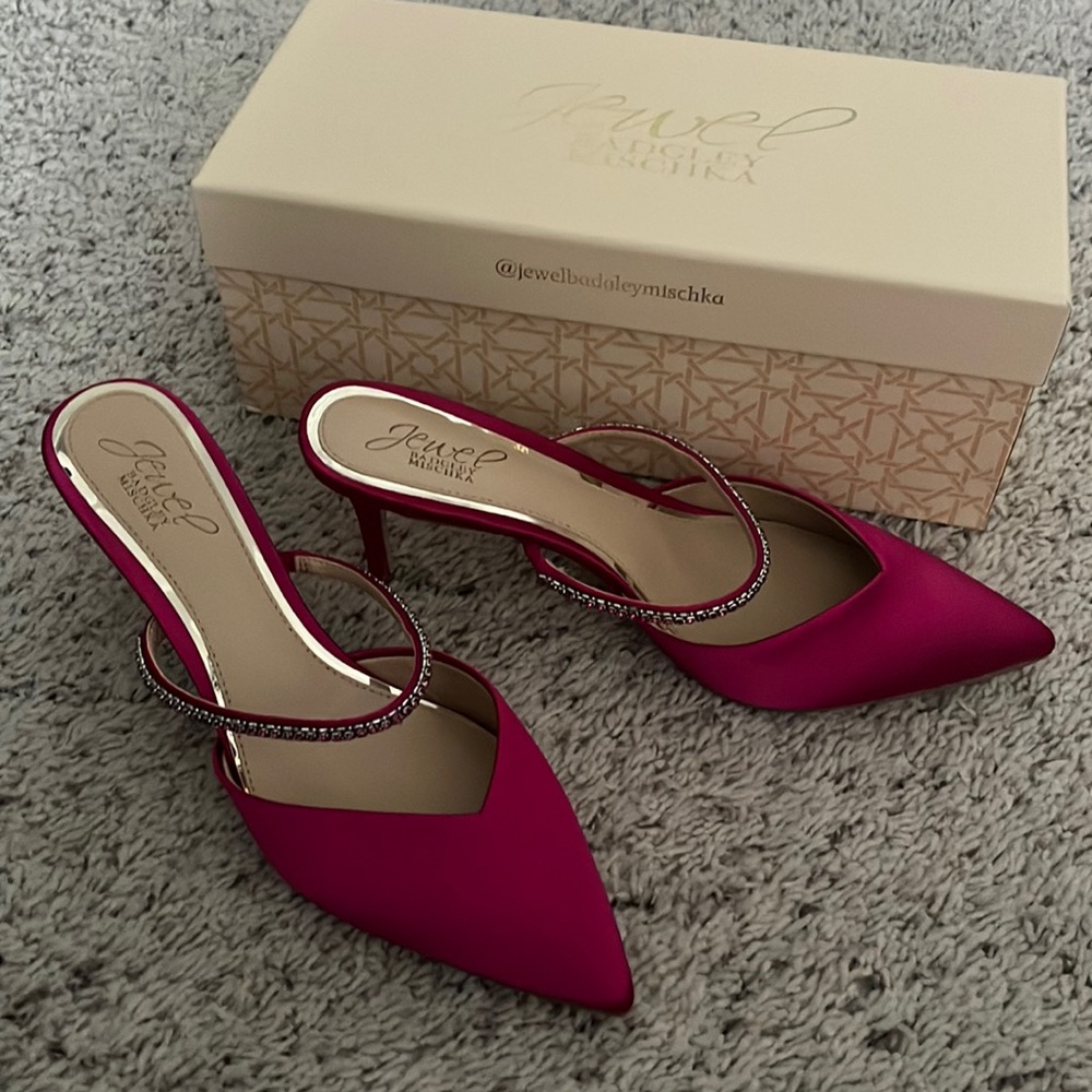 Hot pink/fuchsia heels